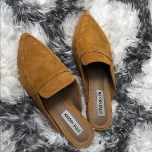 Steve Madden flat mules